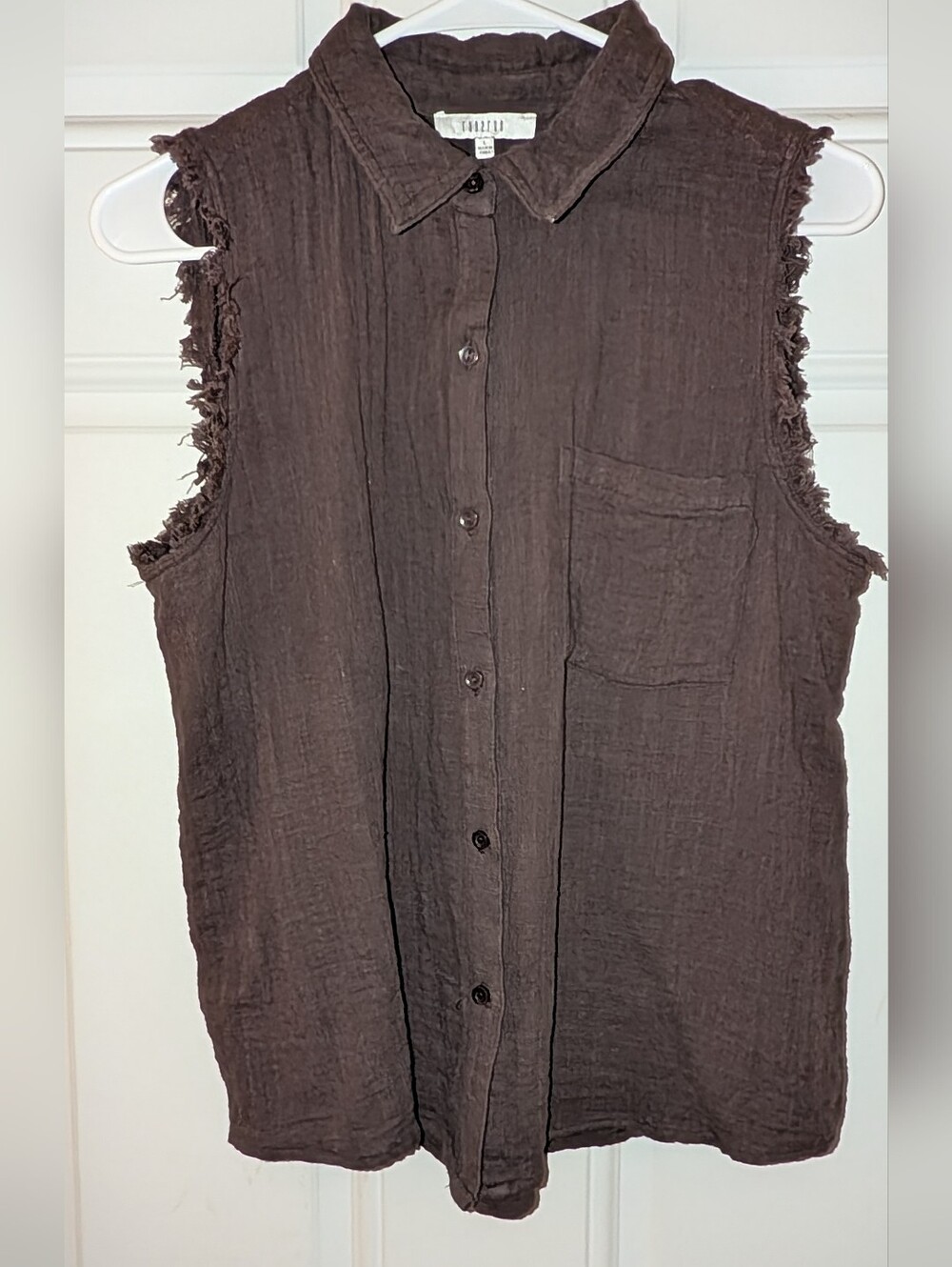 FUN2FUN Sleeveless Button Down Shirt Gray NWOT